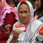 Layanan Call Center 24 Jam Hadir untuk Laporkan Salah Sasaran Bansos Layanan Call Center 24 Jam Hadir untuk Laporkan Salah Sasaran Bansos | Sumber gambar Tribunnews.com