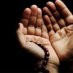 Doa Akhir dan Awal Tahun Hijriah 1447 H: Waktu Membaca dan Makna yang Perlu Diketahui Doa Akhir dan Awal Tahun Hijriah 1446 H: Waktu Membaca dan Makna yang Perlu Diketahui