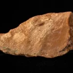 Penemuan Alat Batu Kuno di Sulawesi Jadi Sorotan Dunia Arkeologi (Foto artefak alat batu tertua di Wallacea, bukti mengejutkan keberadaan hominin 1,5 juta tahun lalu di Sulawesi.)