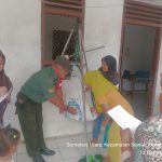 Babinsa Tanah Jawa Dampingi Kegiatan Posyandu, Wujud Kepedulian TNI terhadap Kesehatan Ibu dan Anak di Simalungun Babinsa Tanah Jawa Dampingi Kegiatan Posyandu, Wujud Kepedulian TNI terhadap Kesehatan Ibu dan Anak di Simalungun