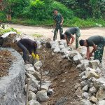 Satgas TMMD Ke-127 Kebut Pengerjaan Drainase di Nagori Limag Satgas TMMD Ke-127 Kebut Pengerjaan Drainase di Nagori Limag