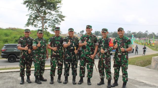 Pangdam l/Bukit Barisan Mayjen TNI Hendy Antariksa. Kunjungi Makodim 0207/Sml dan Yonif Tp 901/SG