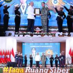 Perkuat Pertahanan Digital, Panglima TNI Terima Penghargaan Adibhakti Sanapati dari BSSN.