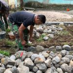 Satgas TMMD Ke 128, TNI AD Bersama Warga Gotong Royong Percepat Pembangunan RTLH. Satgas TMMD Ke 128, TNI AD Bersama Warga Gotong Royong Percepat Pembangunan RTLH.
