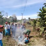 BABINSA KORAMIL 12/SARIBU DOLOK GOTONG ROYONG BERSAMA GURU DAN MURID SD NEGERI SIBORAS. BABINSA KORAMIL 12/SARIBU DOLOK GOTONG ROYONG BERSAMA GURU DAN MURID SD NEGERI SIBORAS.
