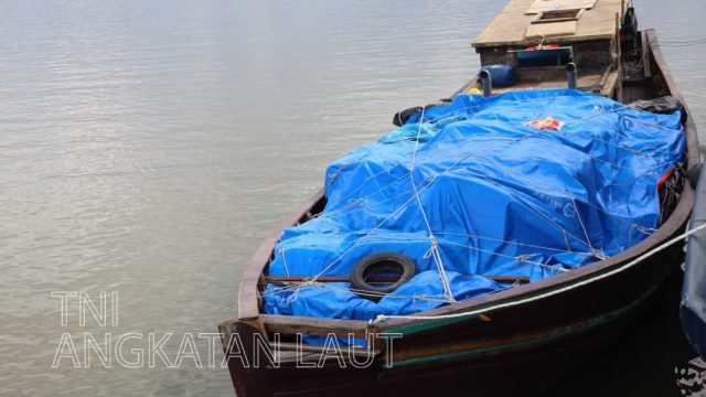 Tim FQRT TNI AL Denintel Kodaeral I,Berhasil Amankan Kapal Penyeludupan Ballpres Ilegal.
