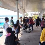 Babinsa Tigaras Ingatkan Keselamatan Penumpang, Humanis Pantau Aktivitas Penyeberangan Danau Toba. Babinsa Tigaras Ingatkan Keselamatan Penumpang, Humanis Pantau Aktivitas Penyeberangan Danau Toba.