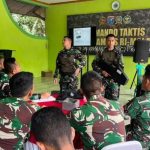 Satgas Pamtas Yonarhanud 1 Kostrad Tingkatkan Kesiapan Operasi dengan Pembekalan Anti Drone.