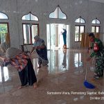 SEMANGAT KEBERSAMAAN! BABINSA KORAMIL 10/TANAH JAWA GOTONG ROYONG BERSAMA WARGA SAMBUT IDUL ADHA.