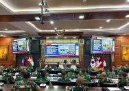 Kasum TNI Memberikan Pembekalan Kepemimpinan Visioner Kepada Pasis Dikreg LXVII Seskoad.