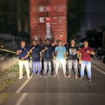 SINERGITAS TNI AL DAN BEA CUKAI BONGKAR SINDIKAT ROKOK ILEGAL DI MAKASSAR: JAGA KEDAULATAN EKONOMI, TUNTUT TEGAS KEKERASAN TERHADAP PETUGAS. SINERGITAS TNI AL DAN BEA CUKAI BONGKAR SINDIKAT ROKOK ILEGAL DI MAKASSAR: JAGA KEDAULATAN EKONOMI, TUNTUT TEGAS KEKERASAN TERHADAP PETUGAS.