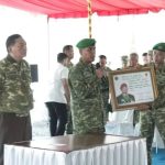 Wapang TNI Dampingi Menhan RI Tinjau Yonif TP 824/MO’E’A Gorontalo. Wapang TNI Dampingi Menhan RI Tinjau Yonif TP 824/MO’E’A Gorontalo.