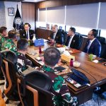 Pangkostrad Kunjungi Menko Infrastruktur, Bahas Isu Strategis dan Undang Hadiri Kostrad Run 2026.