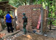 TNI Manunggal Dengan Rakyat, Satgas TMMD Ke 128 Membangun MCK Mushola.