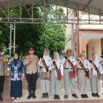 Kanit Binmas Polsek Medan Tuntungan GO TO SCHOOL Sebagai pembina upapacara Bendera di SMK Gelora Jaya Nusantara Medan.