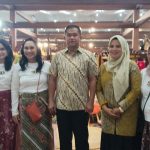 PERSIT BUKA RUANG BERKARYA MELALUI PAMERAN UMKM DAN FASHION SHOW "PERSIT BISA". PERSIT BUKA RUANG BERKARYA MELALUI PAMERAN UMKM DAN FASHION SHOW "PERSIT BISA".