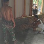 Manunggal Bersama Rakyat, Satgas TMMD Ke-128 Kebut Pengerjaan RTLH Milik Ibu Kumar.