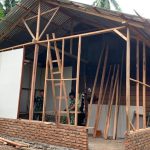 Kebut Pembangunan RTLH, Satgas TMMD Ke 128 Gotong Royong Bersama Masyarakat .