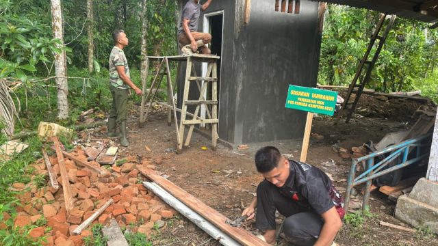 Satgas TMMD Ke 128 Percepat Pembangunan MCK Pos Pemuda Kampung Koto Nagari Batu Gadang .