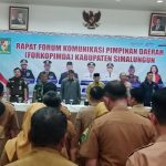 Danramil Girsang Sipangan Bolon Wakili Dandim 0207/Simalungun Hadiri Rakor Forkopimda. Danramil Girsang Sipangan Bolon Wakili Dandim 0207/Simalungun Hadiri Rakor Forkopimda.
