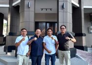 Anggota Dewan DPRI RI Melaksanakan Pertemuan Penuh Keakraban Bersama Pengusaha sukses asal Lobu Siregar, Kabupaten Karawang.