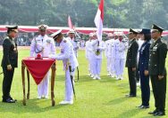 Kastaf Angkatan Laut TNI Dr.Mummad Ali Menghadiri Upacara Praspa Diktupa 2026 TNI AL.