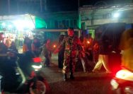 Babinsa Koramil 08/Sungai Geringging Laksanakan Pengamanan Pawai Obor Sambut Tahun Baru Islam 1 Muharram 1448 H.
