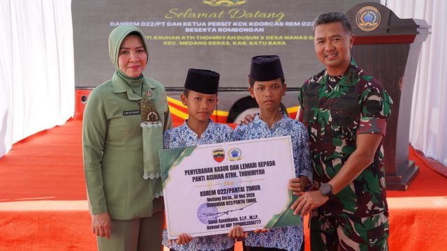 DANREM 022/PT RESMIKAN HASIL KARYA BAKTI DI PANTI ASUHAN ATRH. THOHIRIYAH.