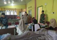 Babinsa 07/Pauh Kambar dan Bhabinkamtibmas Monitoring Pelipatan Surat Suara di Nagari Padang Bintungan.