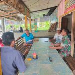 Demi Menjalin Hubungan Baik, Babinsa Koramil 01/Pariaman melaksanakan Komsos Dengan tokoh Masyarakat di Desa Binaan.