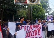 Reformasi Jilid II: GMKI Pematangsiantar-Simalungun Kepung Gedung DPRD, Tuntut Evaluasi Kebijakan Nasional hingga Masalah Lokal.
