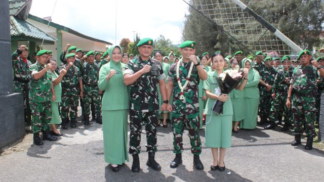 Tradisi Lepas Sambut Dandim 0207Simalungun Berlangsung Khidmat dan Penuh Kebersamaan.