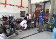 Babinsa Komsos Dengan Tokoh Masyarakat Di Wilayah Binaan.