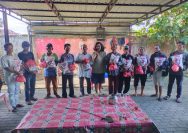 Anggota DPRI RI Menyalurkan Bantuan Tali Kasih Masyarakat Di Desa Pematang Setrak.