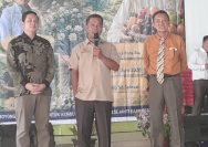Anggota DPRI RI Pengumpulan Dana Pembangunan Gereja Tembangen Kecamatan Sibiru-biru, 