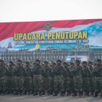 Pangkostrad Hadiri Penutupan Pendidikan dasar militer (Latsarmil) Komcad ASN Kementerian dan Lembaga Gelombang I Tahun 2026.