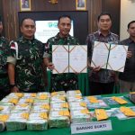 Satgas Pamtas Yonarhanud 1 Kostrad Gagalkan Penyelundupan 21,4 Kg Sabu dari Malaysia.