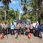 Babinsa Koramil 03/Sungai Sariak Hadiri Penanaman Jagung Program Swasembada Pangan Di Wilayah Binaan.