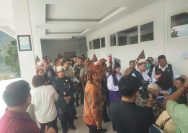 Wamenkes Tinjau Skrining TBC di Tigaraja, Babinsa Girsang Sipangan Bolon Pastikan Kegiatan Berjalan Lancar.
