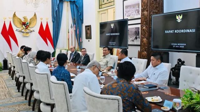 Presiden Prabowo Pimpin Rapat KSSK, Perkuat Sinergi Jaga Stabilitas Keuangan dan Kepercayaan Pasar