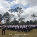 MPLS Penuh Inspirasi, Babinsa dan Bhabinkamtibmas Tanamkan Nasionalisme kepada Pelajar SMK Negeri 1 Raya.