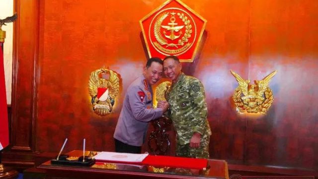 Panglima TNI Terima Silaturahmi Kapolri, Teguhkan Sinergitas TNI-Polri.
