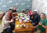 Peringati HUT Bhayangkara ke-80, Bhabinkamtibmas Aiptu Pahrulrozi Perkuat Sinergi Bersama Persatuan Wartawan Lampung Barat.