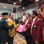Maruli Siahaan Melantik Resmi Dewan Pimpinan Pusat (DPP) Lembaga Swadaya Masyarakat (LSM) Pondok Aspirasi Sumatera Utar.