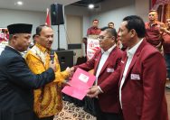 Maruli Siahaan Melantik Resmi Dewan Pimpinan Pusat (DPP) Lembaga Swadaya Masyarakat (LSM) Pondok Aspirasi Sumatera Utar.