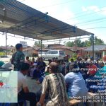 Di Tengah Musibah, Babinsa Sidamanik Bersama Pemerintah Salurkan Tali Asih kepada Korban Kebakaran.