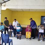 Babinsa Hadir Mengawal Harapan Warga, Penyaluran BLT Dana Desa Berlangsung Transparan.
