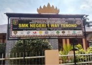 Klarifikasi Kepala SMK Negeri 1 Way Tenong: Bantah Tudingan Cashback Pengadaan Buku.