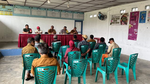 Dukung Tata Kelola Pemerintahan Desa, Babinsa Hadiri Pembentukan Panitia Penjaringan Sekdes dan Gamot.