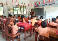 Tanamkan Nasionalisme Sejak Dini, Babinsa Kodim 0207/Simalungun Bekali Siswa SD Wawasan Kebangsaan.